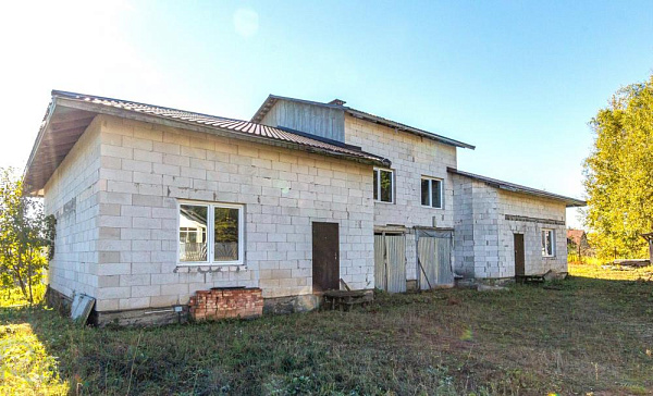 Коттедж, 260 кв.м.агрогородок Ратомка, , В продаже