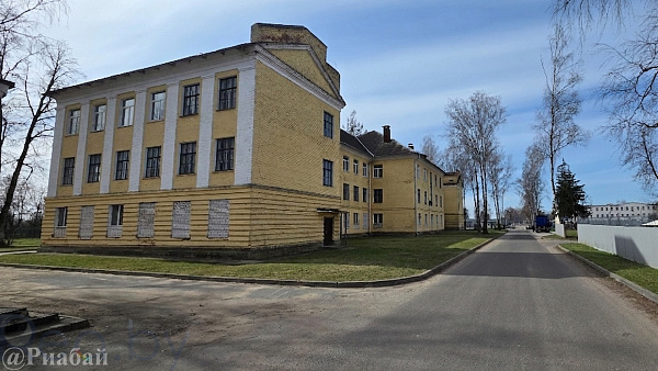 Здание 3323 кв.м., деревня Станьково, Дзержинский р-н район,  В продаже