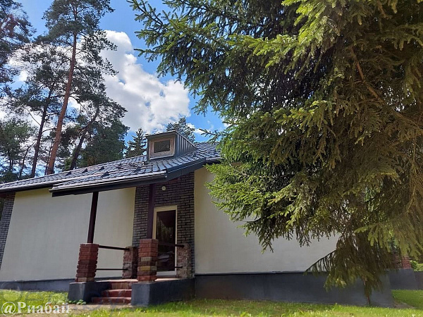 Продажа база отдыха: Минский р-н, пос. Городище. Земельный участок - 10,72 га. Здания - 5032м2.